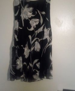 Semi flowy skirt
